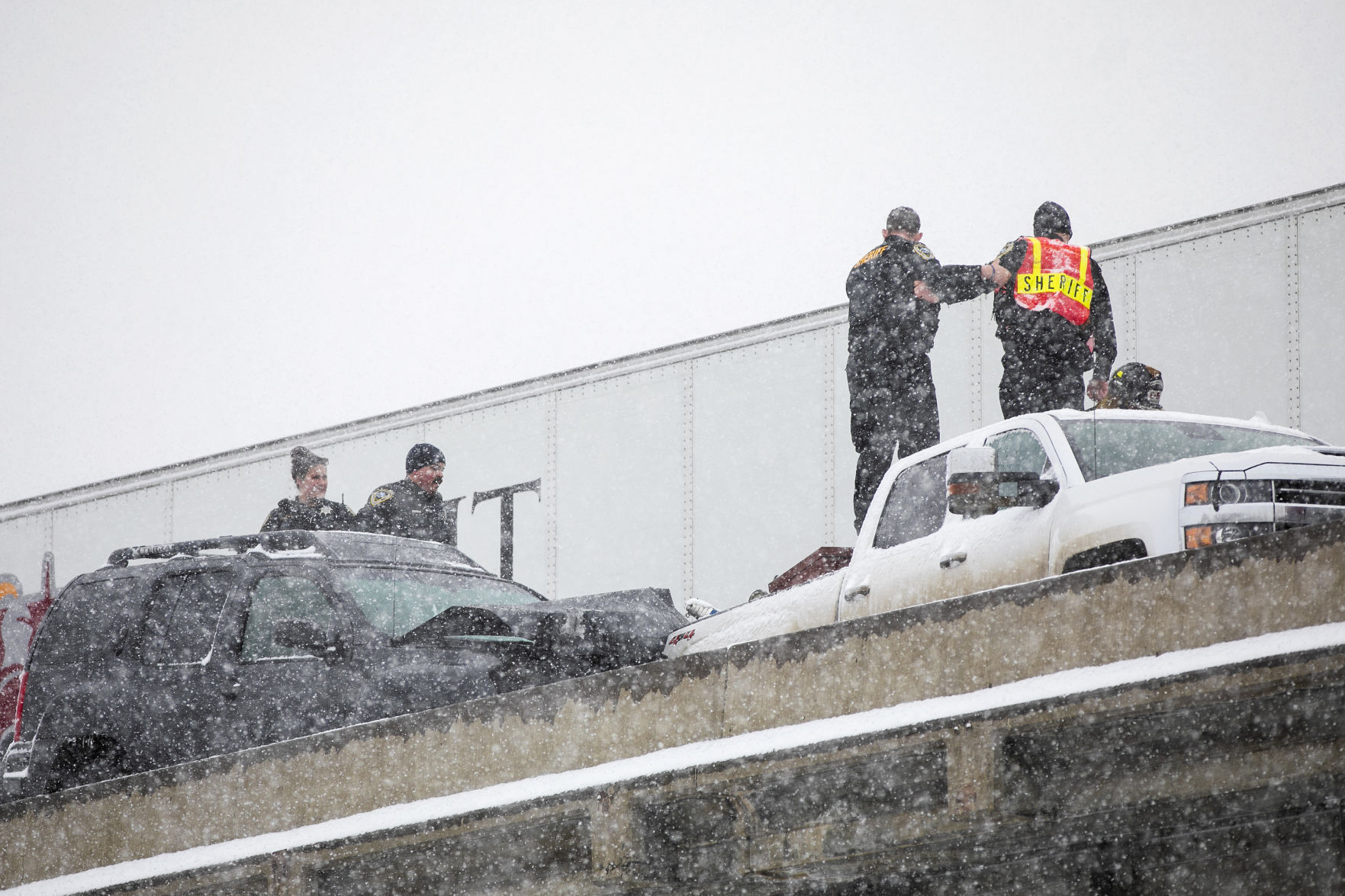 Yellowstone Bridge pileup